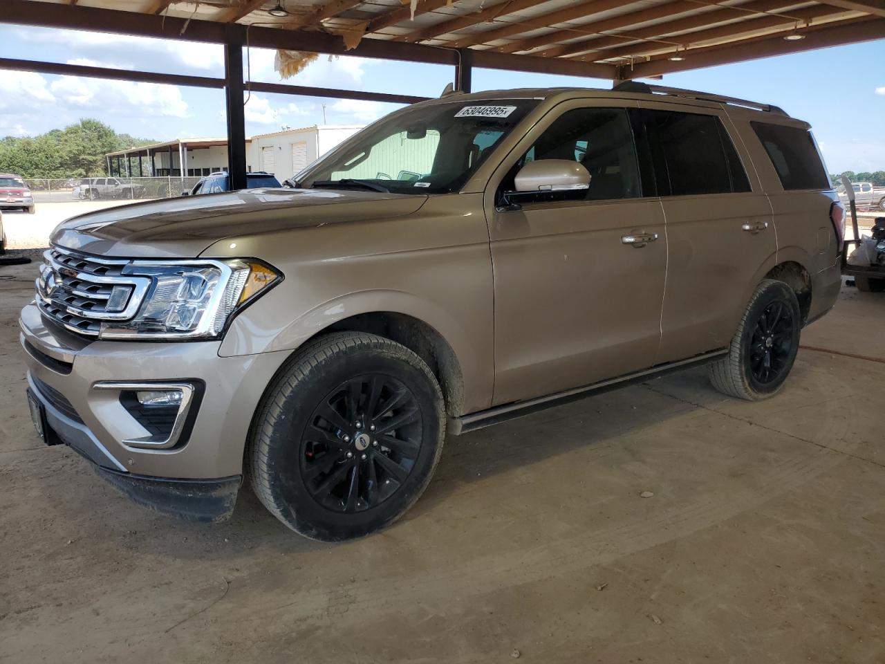 Salvage Ford Expedition Image