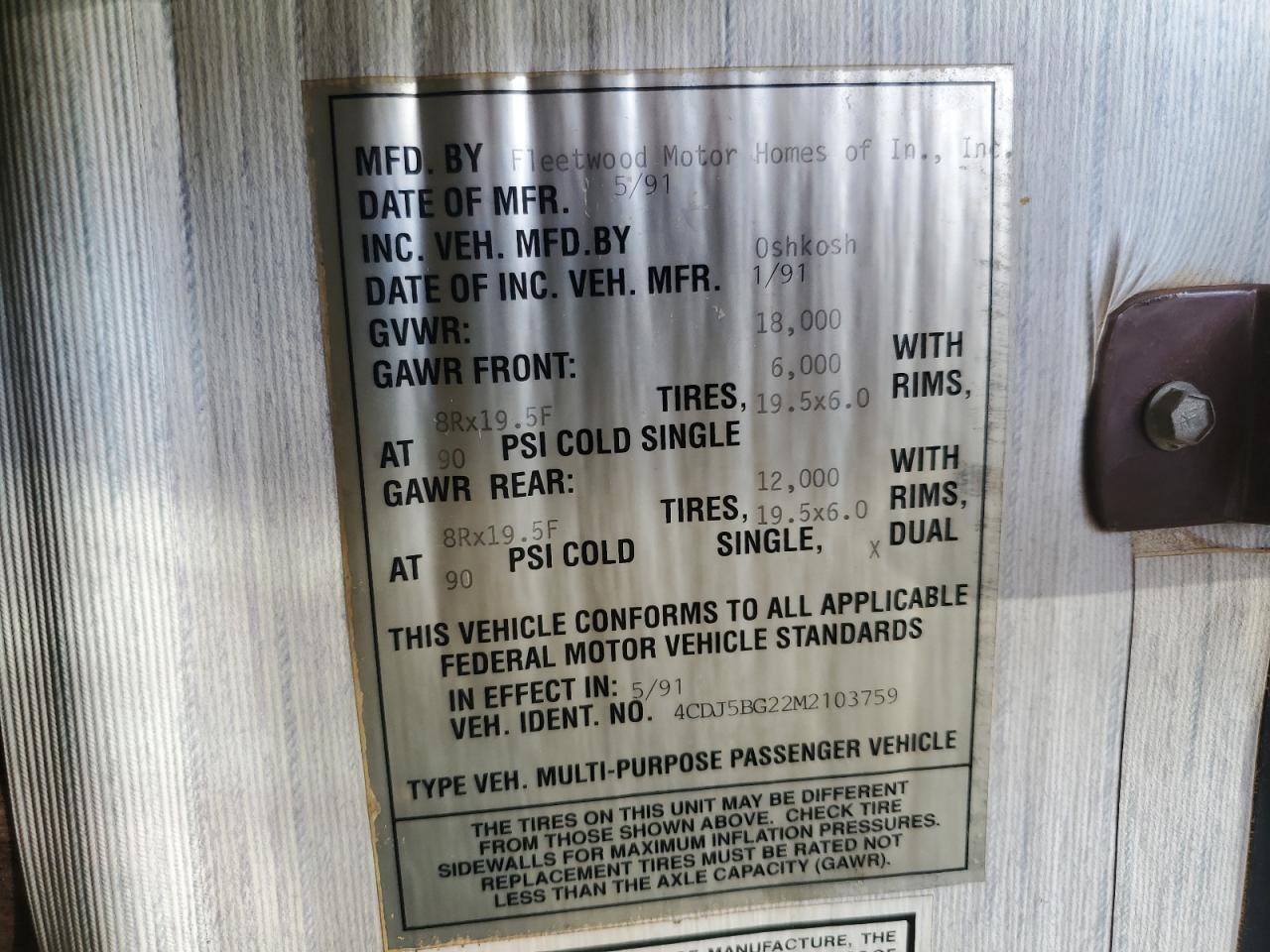 Oshkosh Motor Truck Co. Chassis M Line Motor Home