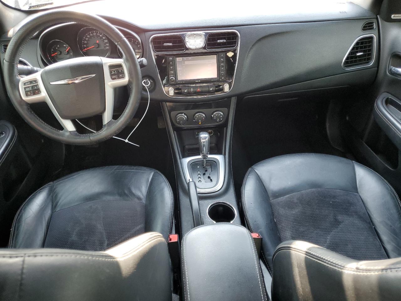 Chrysler 200 S
