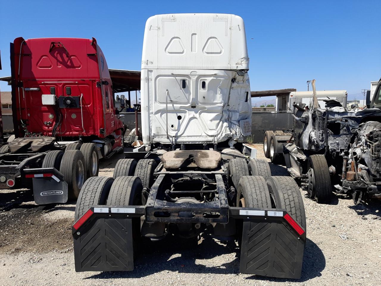 Freightliner Cascadia 126