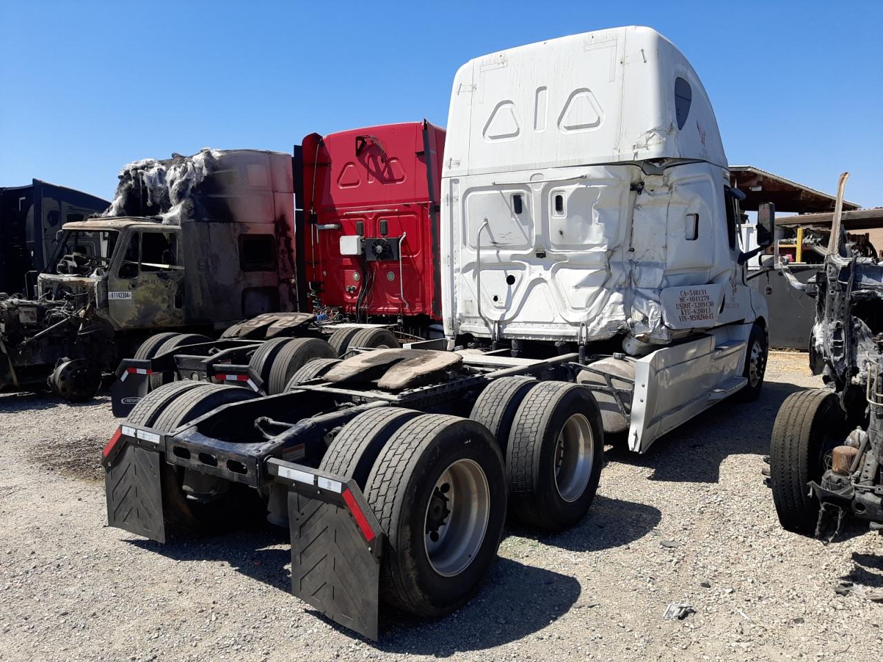 Freightliner Cascadia 126