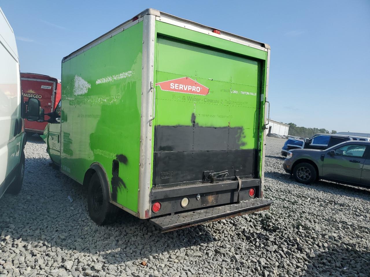 Ford Econoline E350 Super Duty Cutaway Van E350 Super Duty Cutaway Van
