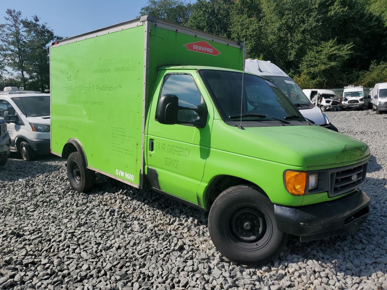 Ford Econoline E350 Super Duty Cutaway Van E350 Super Duty Cutaway Van