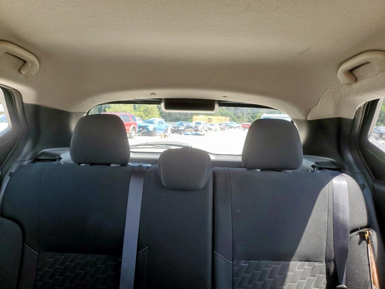 Nissan Kicks S