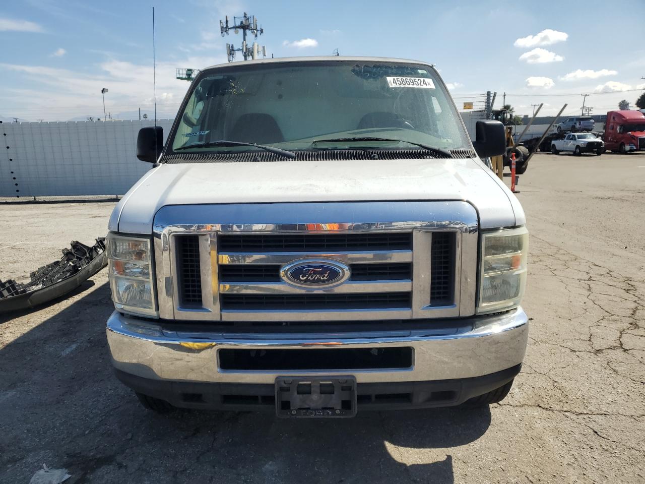 Ford Econoline E350 Super Duty Van
