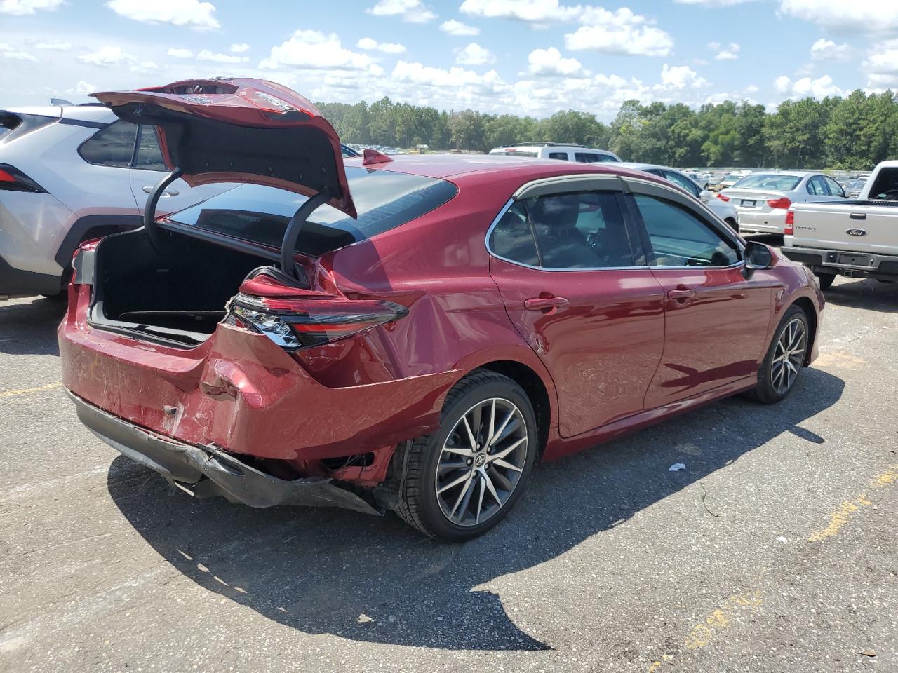 Toyota Camry Xle