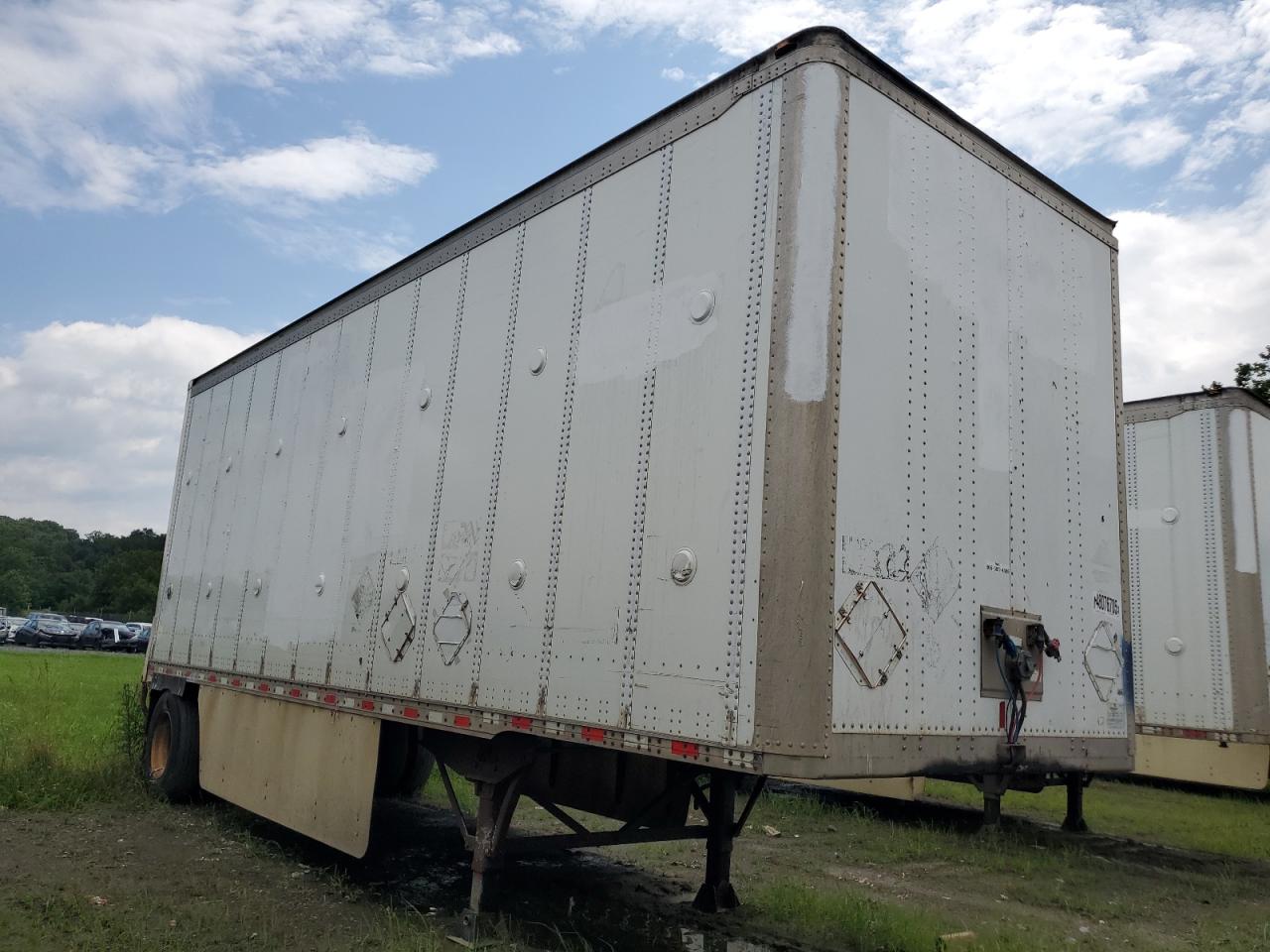 Salvage Wabash Dry Van Tr Image