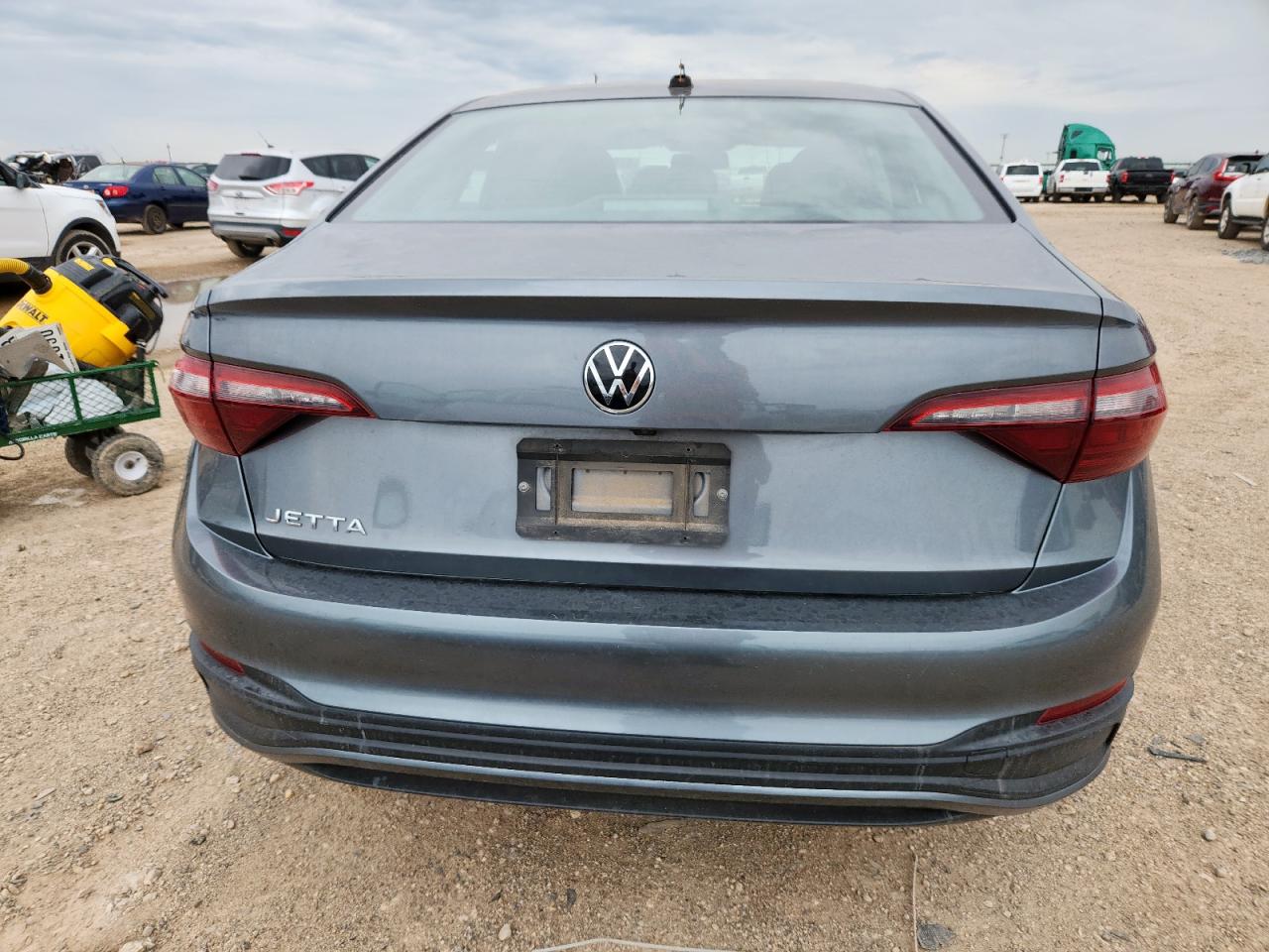 Volkswagen Jetta S