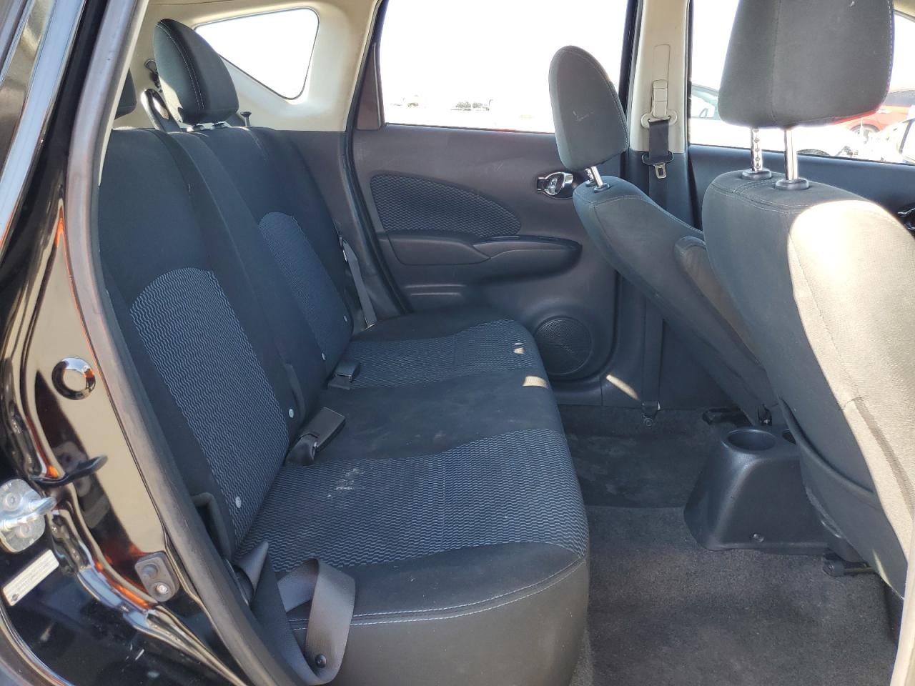 Nissan Versa S