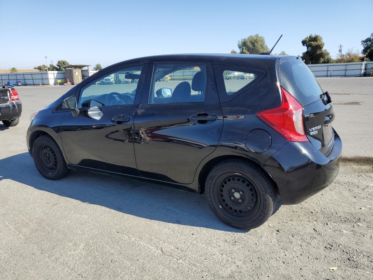 Nissan Versa S