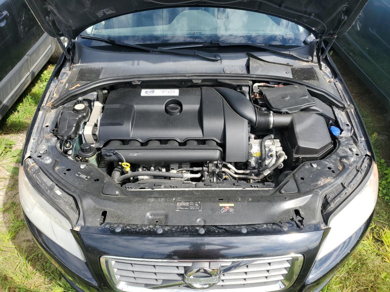 Volvo S80 T6