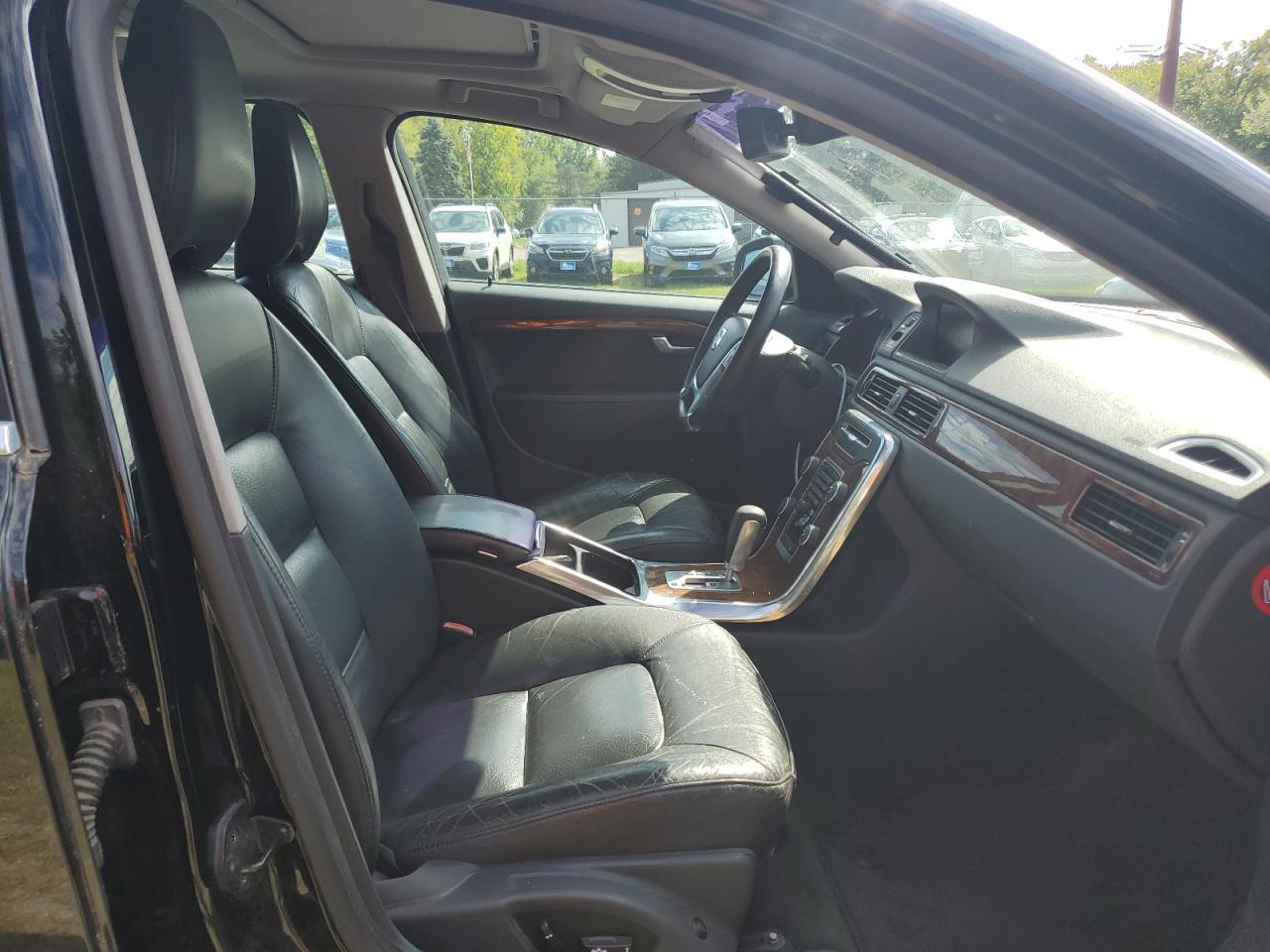 Volvo S80 T6