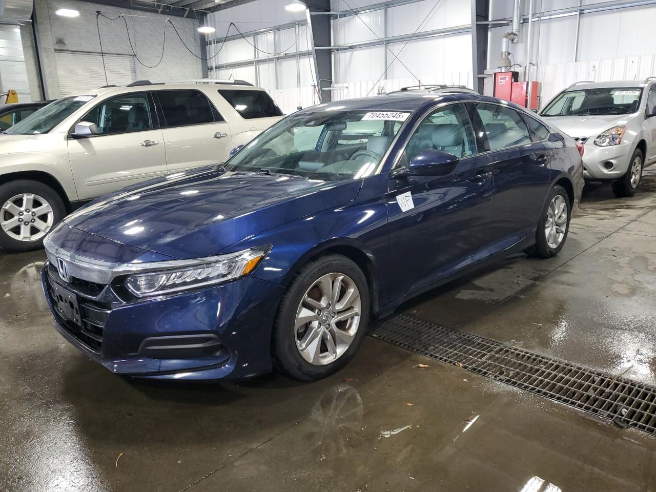 Salvage Honda Accord Image