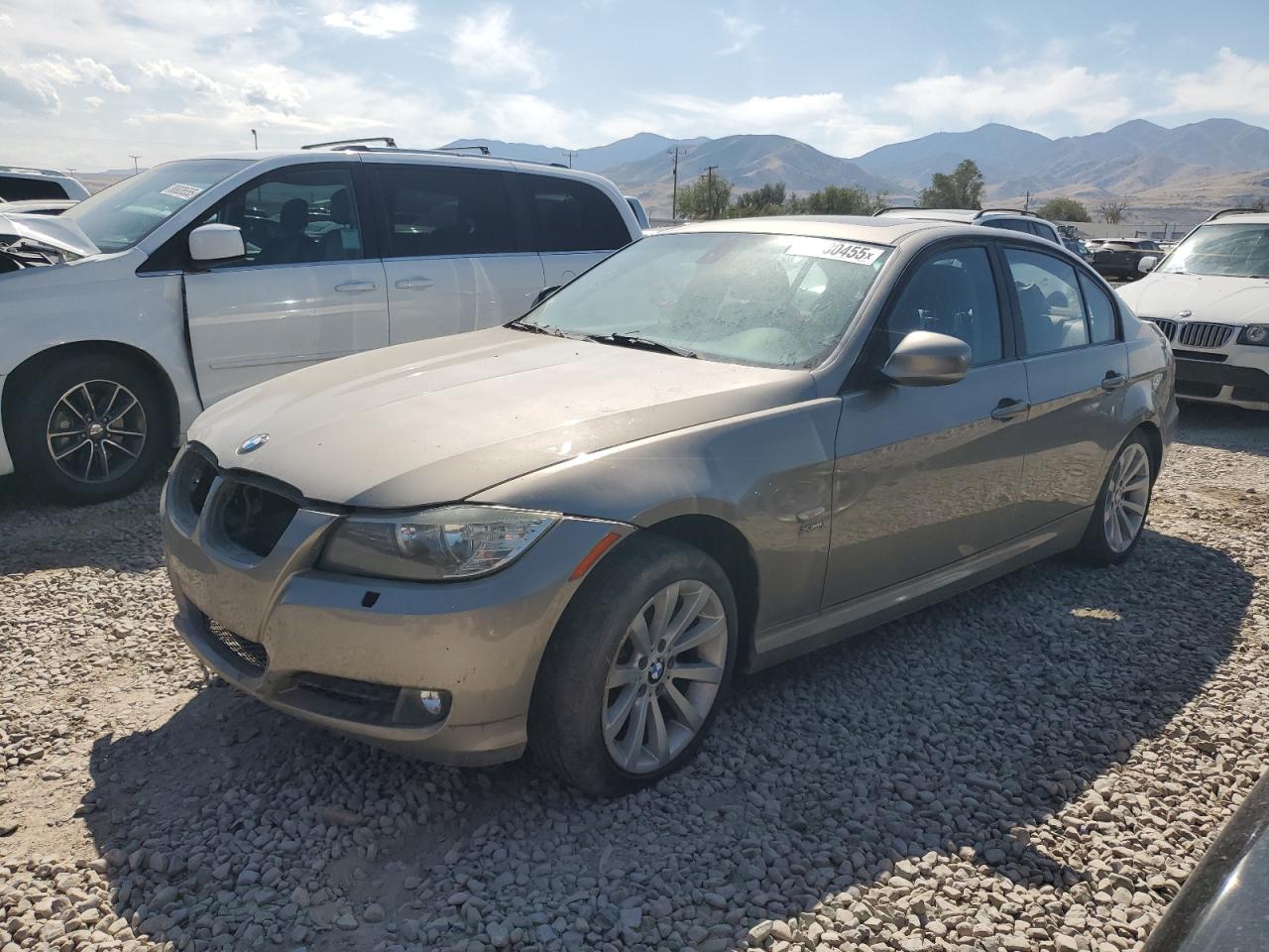 Salvage BMW 3 Series Image