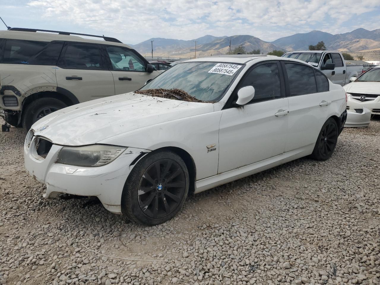 Salvage BMW 3 Series Image