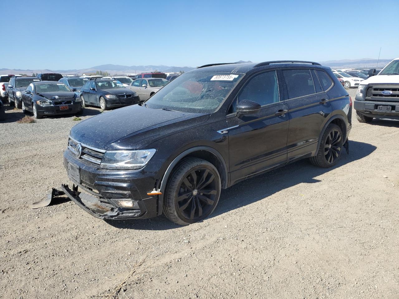 Salvage Volkswagen Tiguan Image