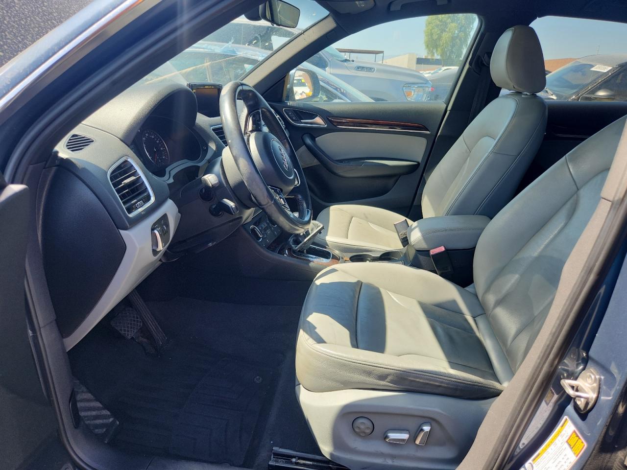 Audi Q3 Premium Plus