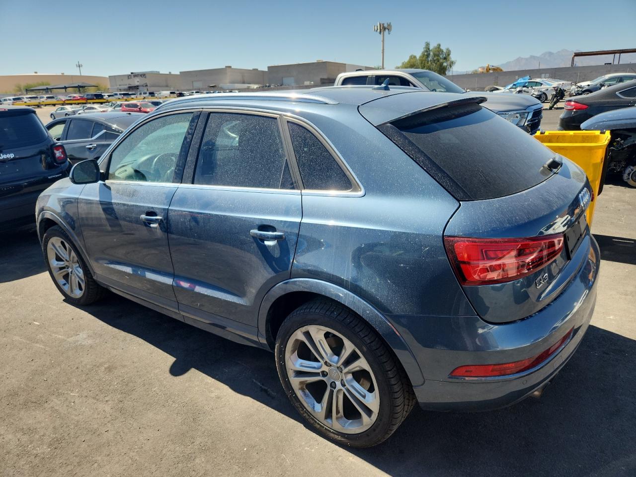 Audi Q3 Premium Plus