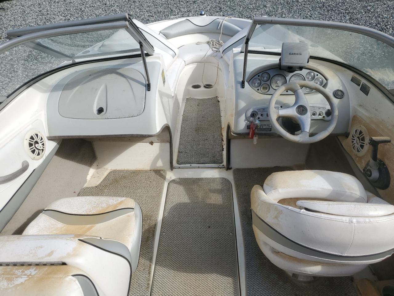 Maxum 1900sr3