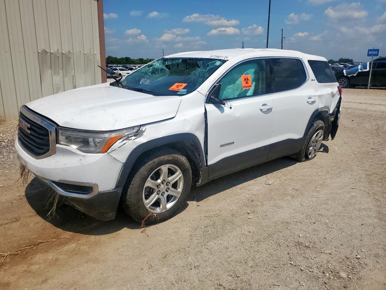 Salvage GMC Acadia Image