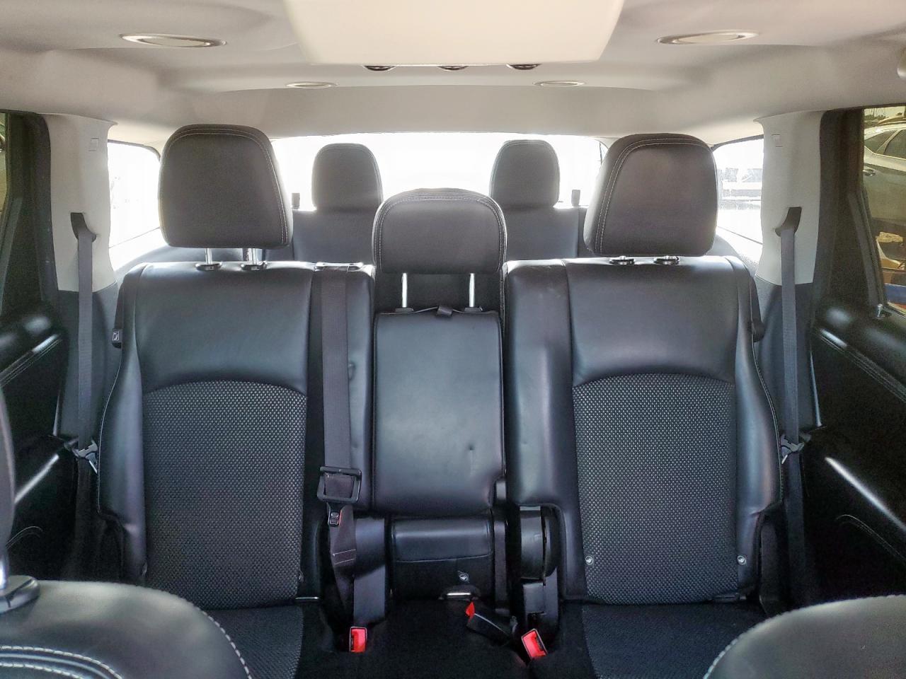 Dodge Journey Crossroad