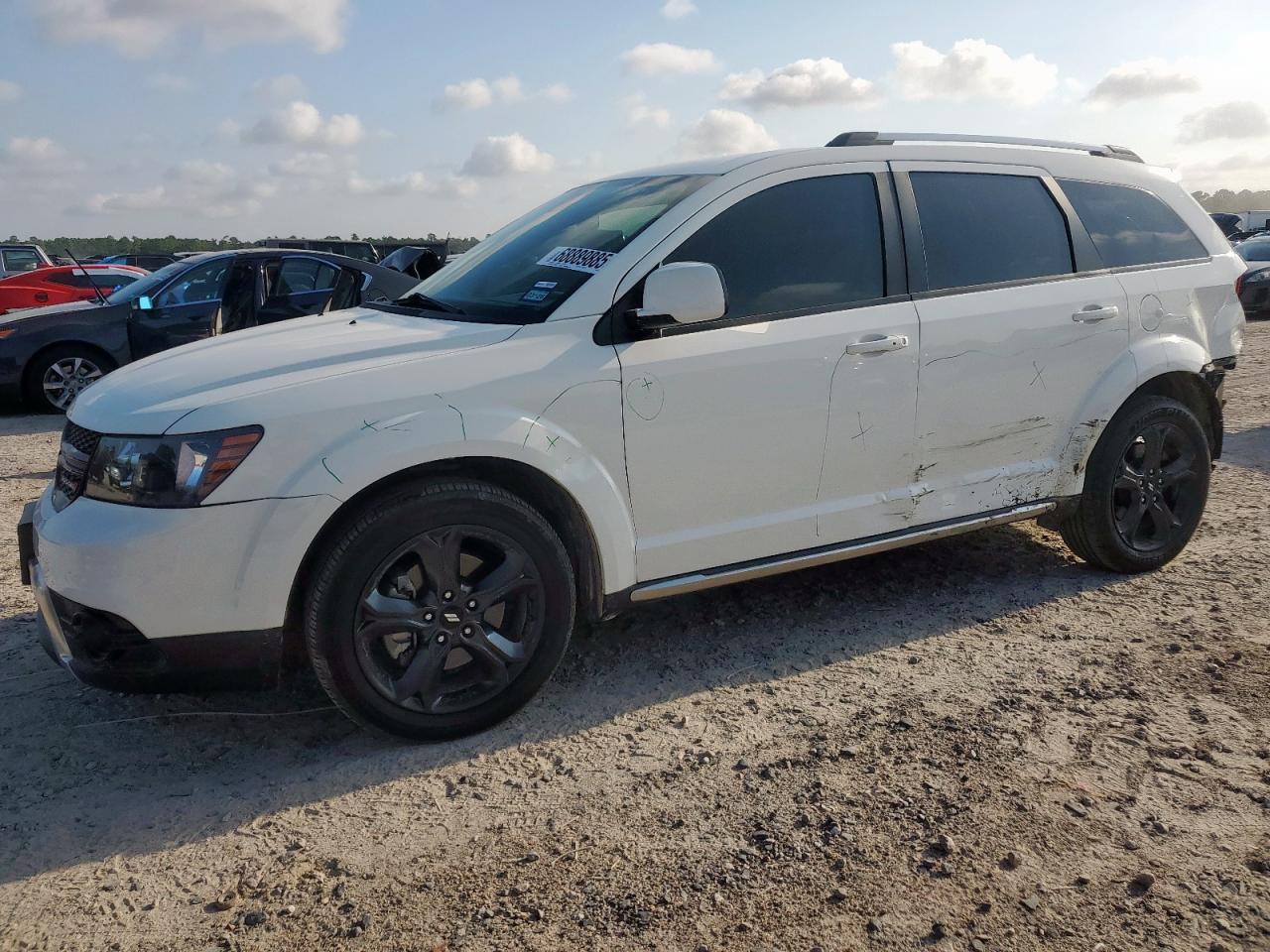 Salvage Dodge Journey Image