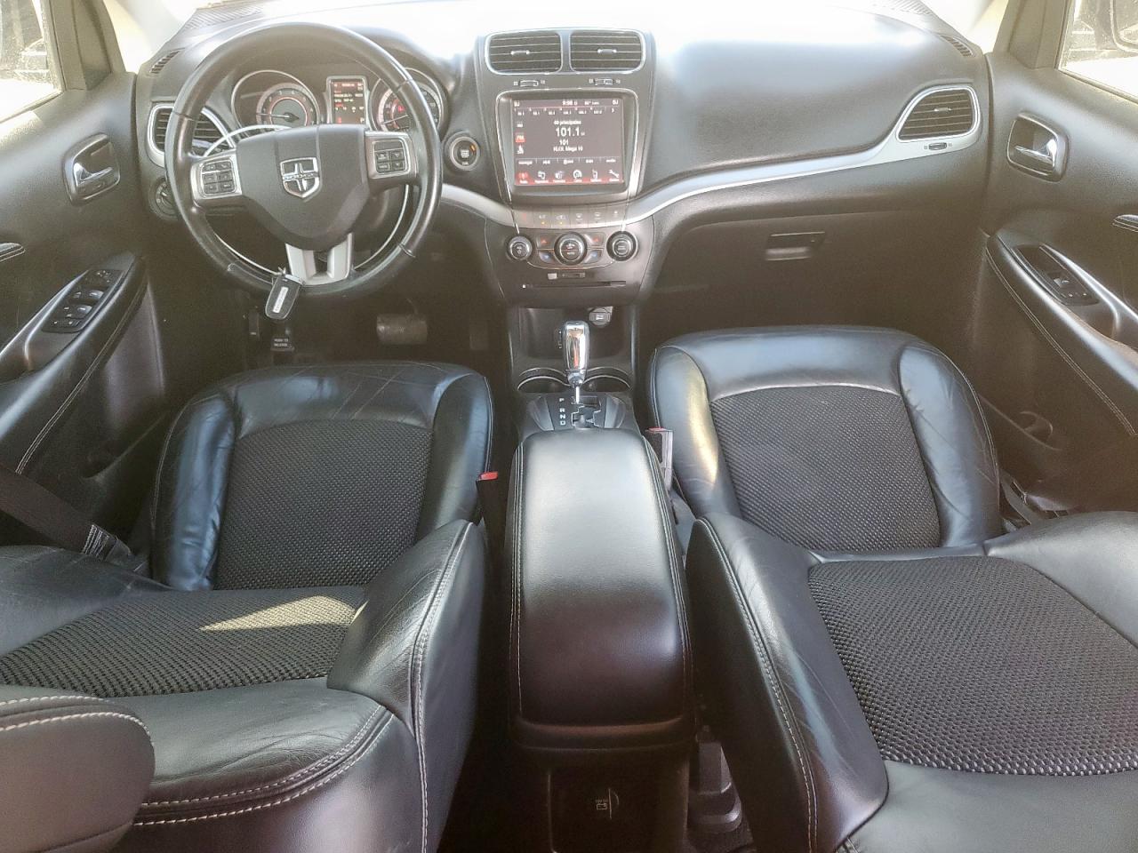Dodge Journey Crossroad