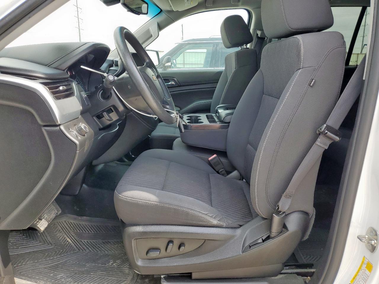Chevrolet Suburban C1500