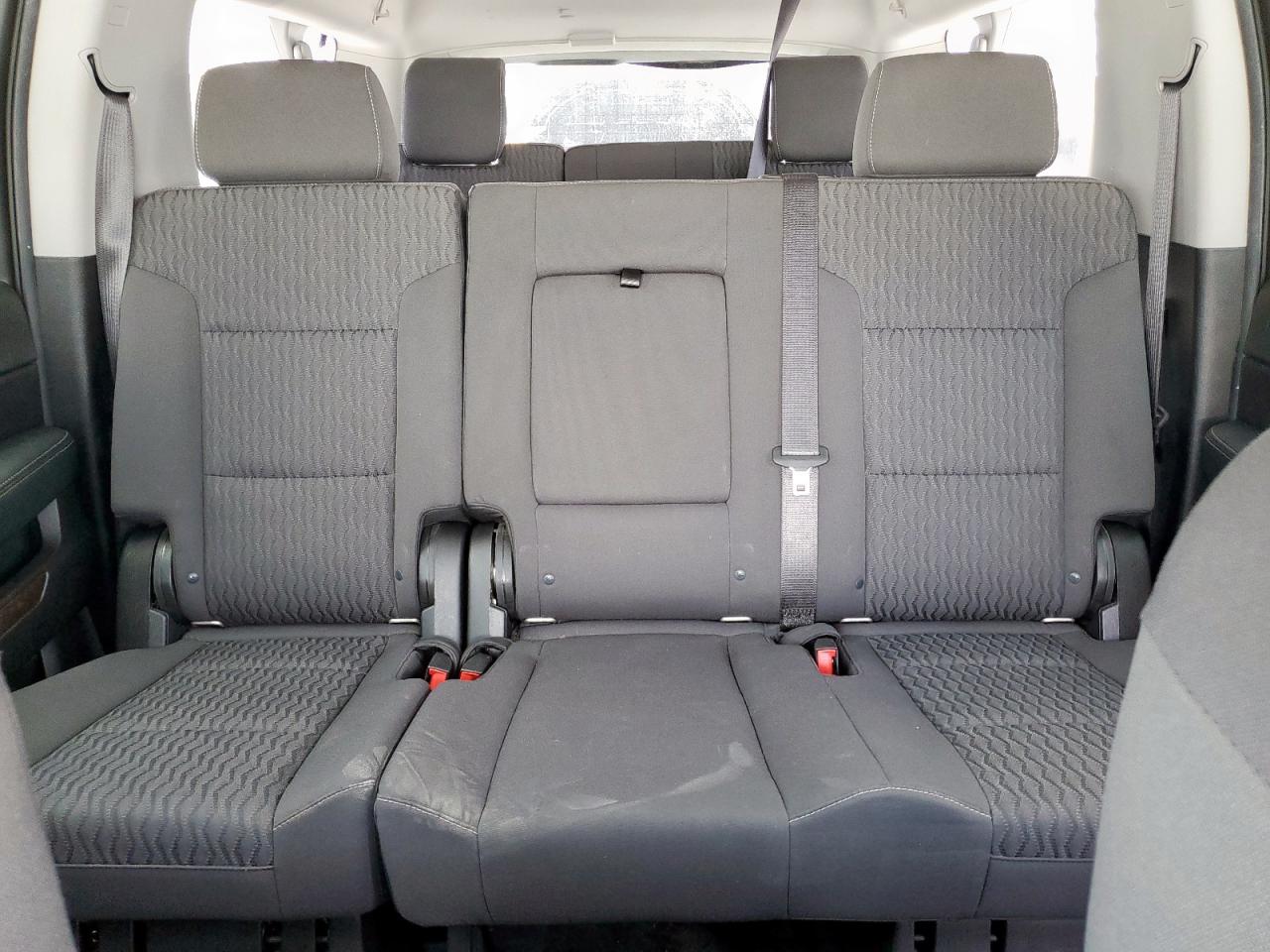 Chevrolet Suburban C1500