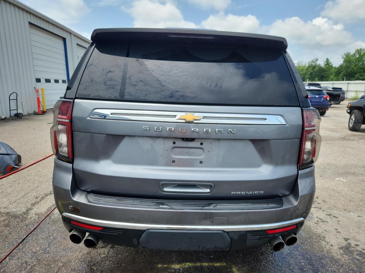 Chevrolet Suburban C1500 Premier