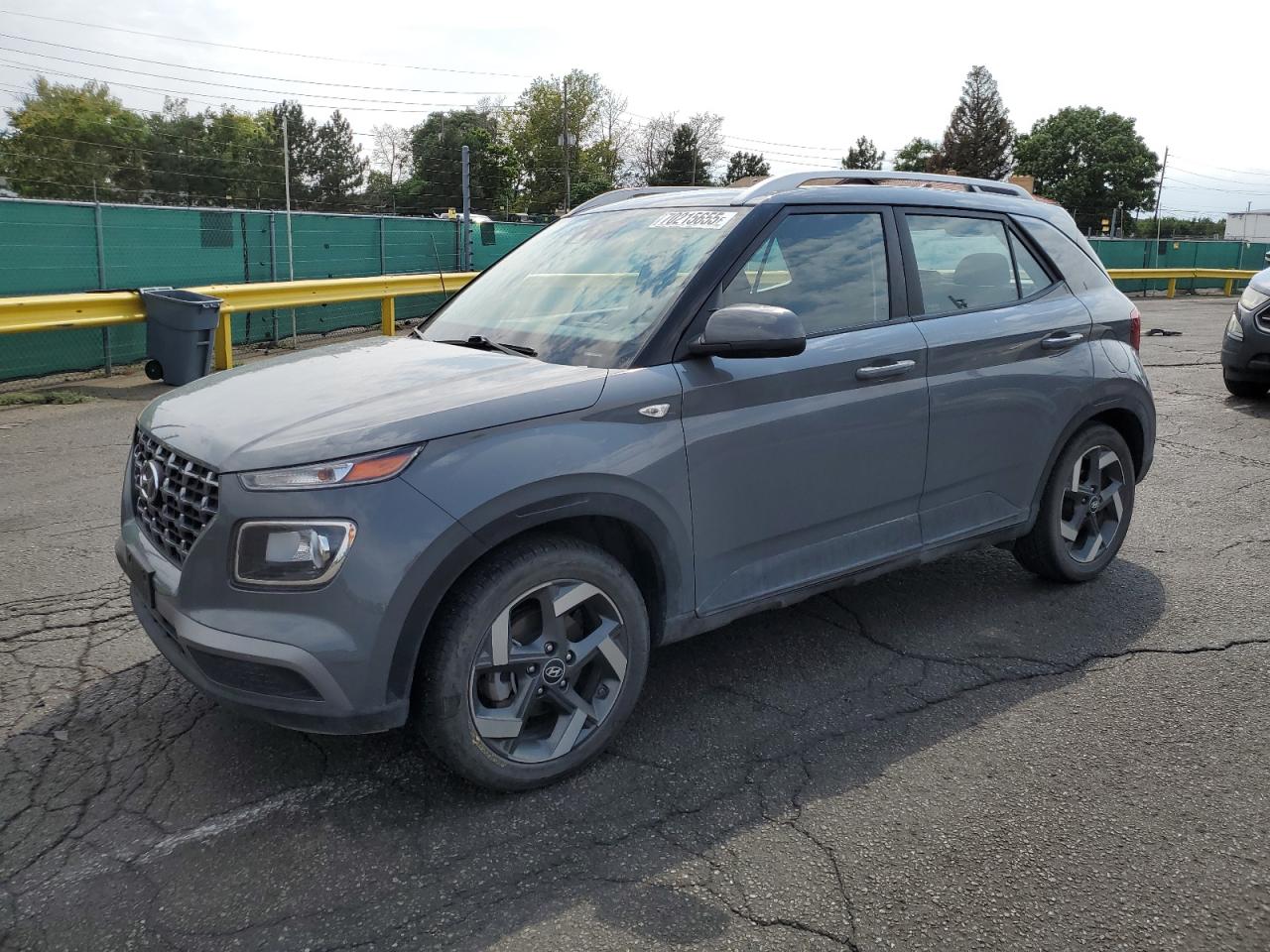 Salvage Hyundai VENUE Image