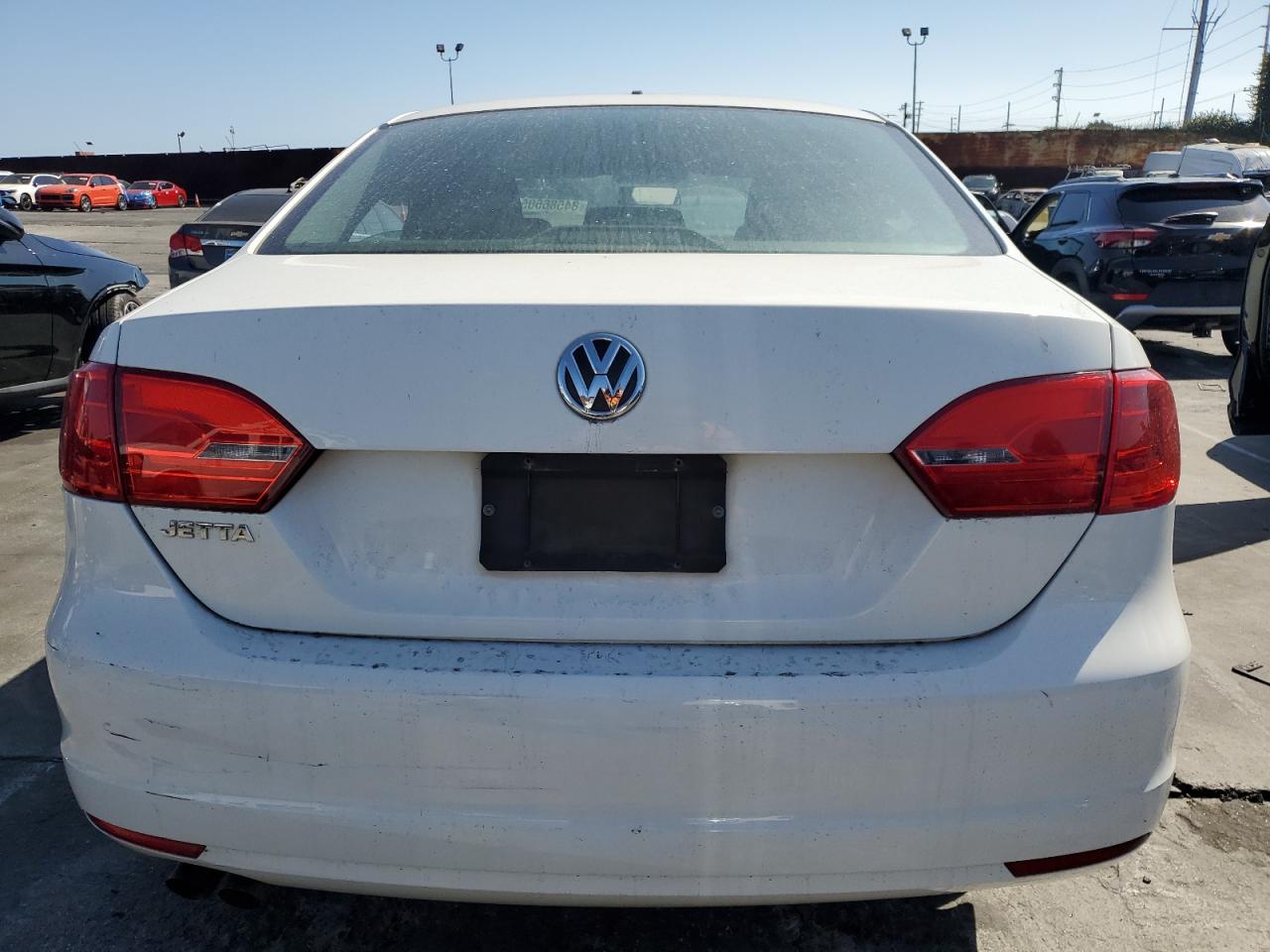 Volkswagen Jetta Base
