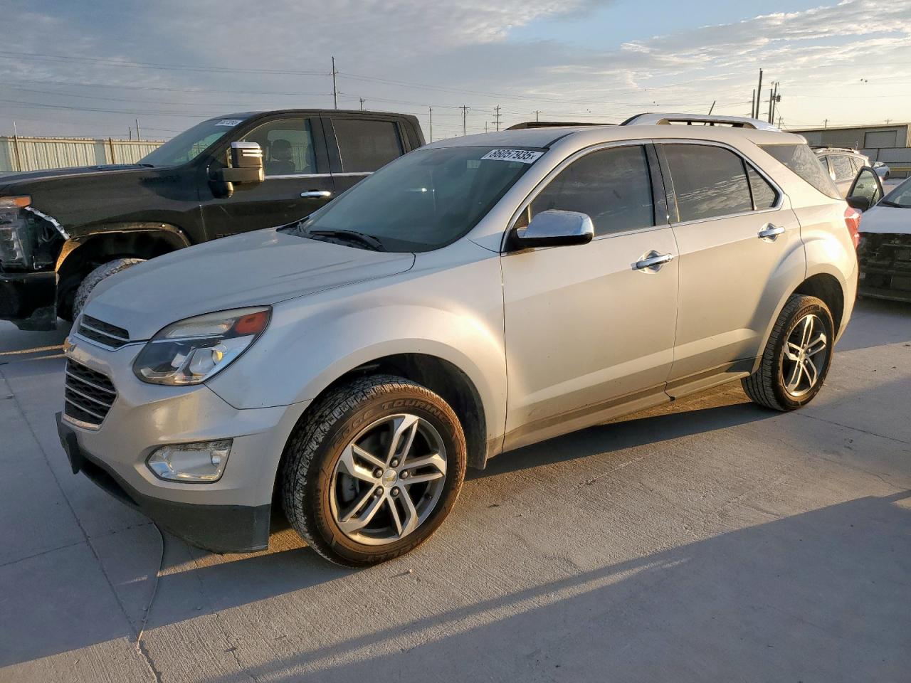Salvage Chevrolet Equinox Image