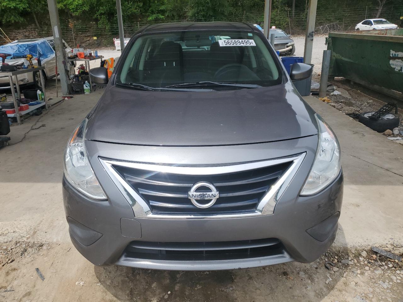 Nissan Versa