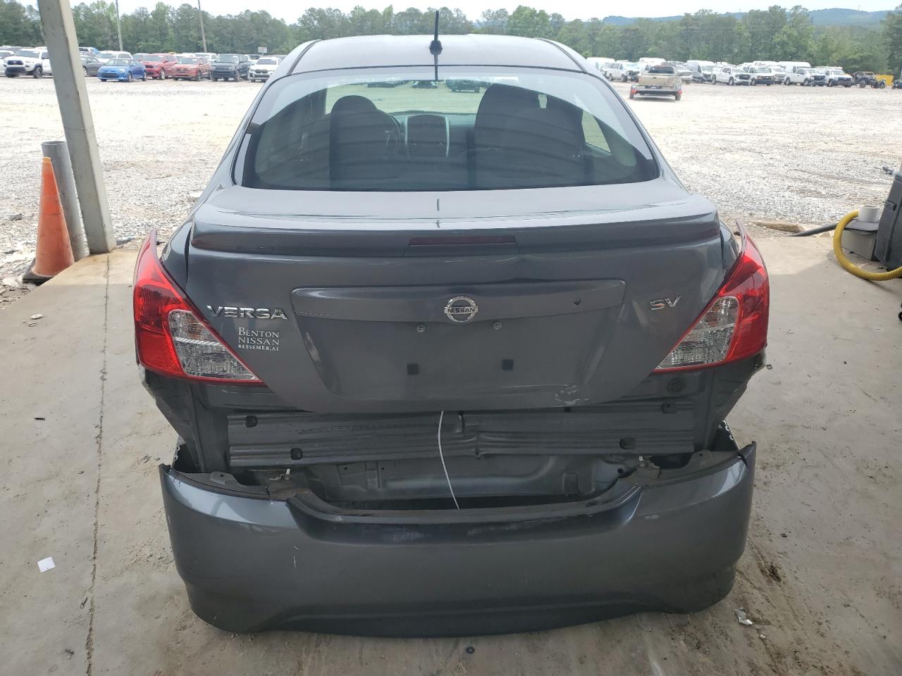 Nissan Versa