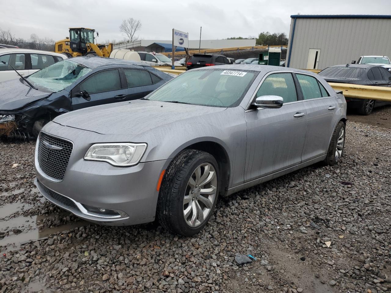 Salvage Chrysler 300 Image