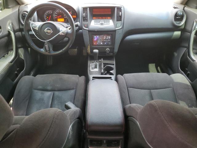 Nissan Maxima S