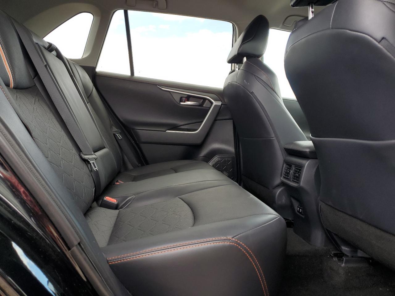 Toyota RAV4 Adventure