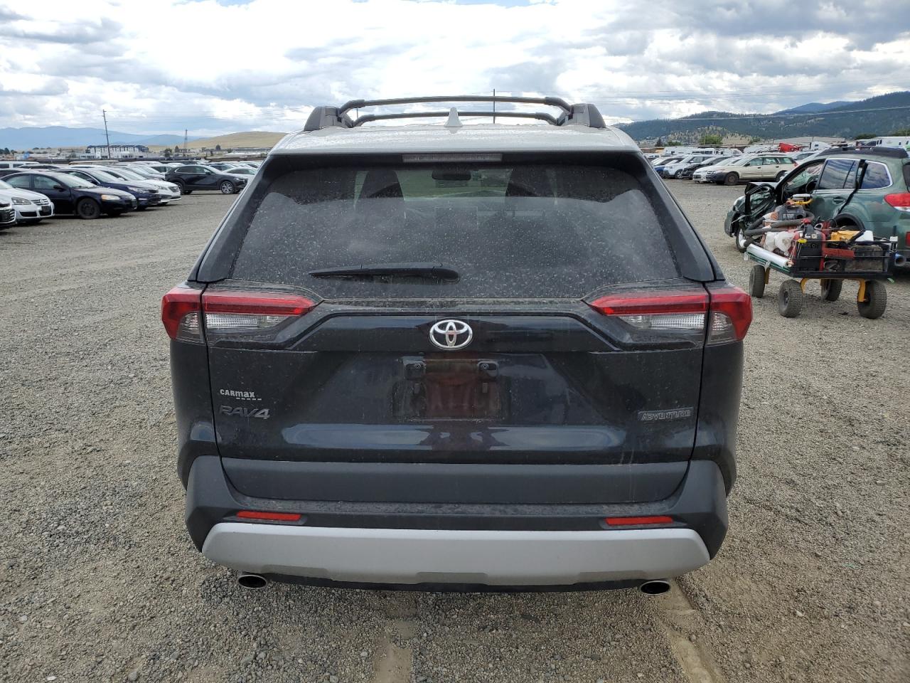 Toyota RAV4 Adventure