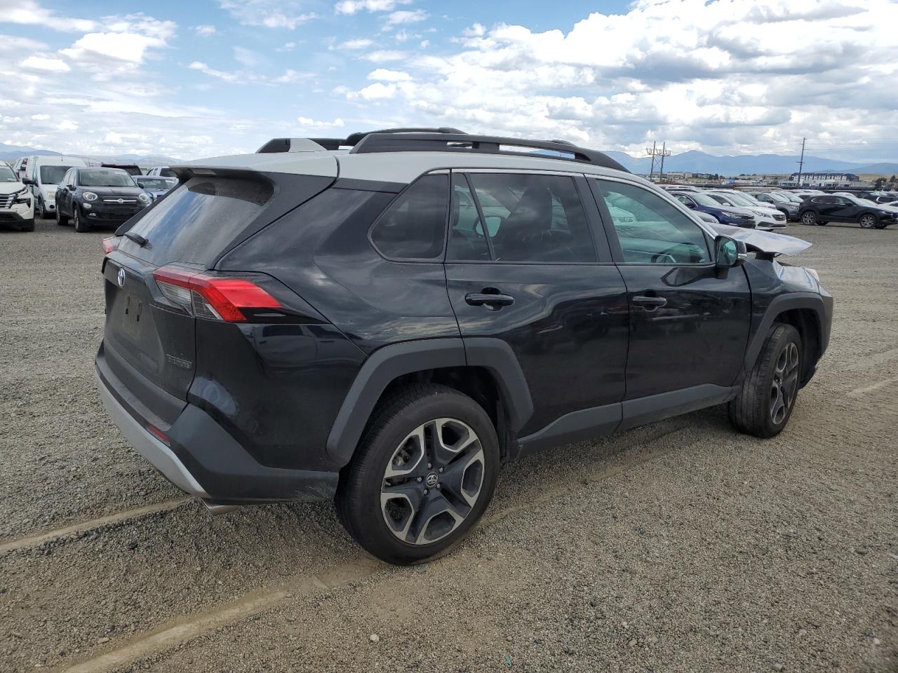 Toyota RAV4 Adventure