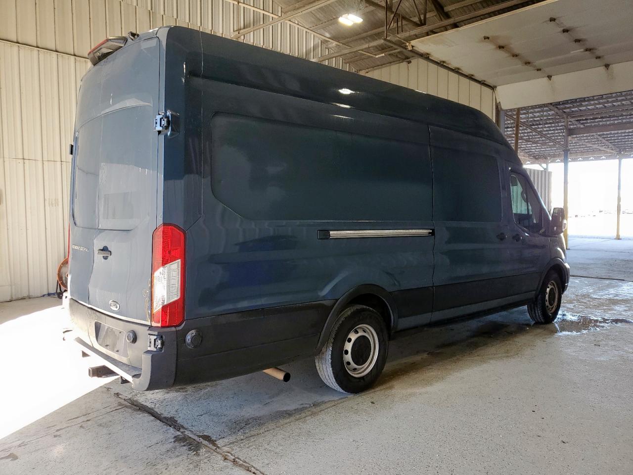 Ford Transit T-250