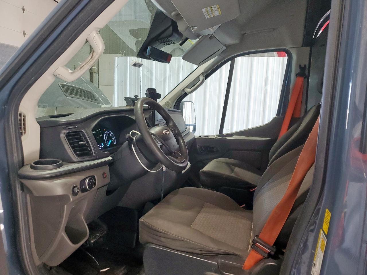 Ford Transit T-250