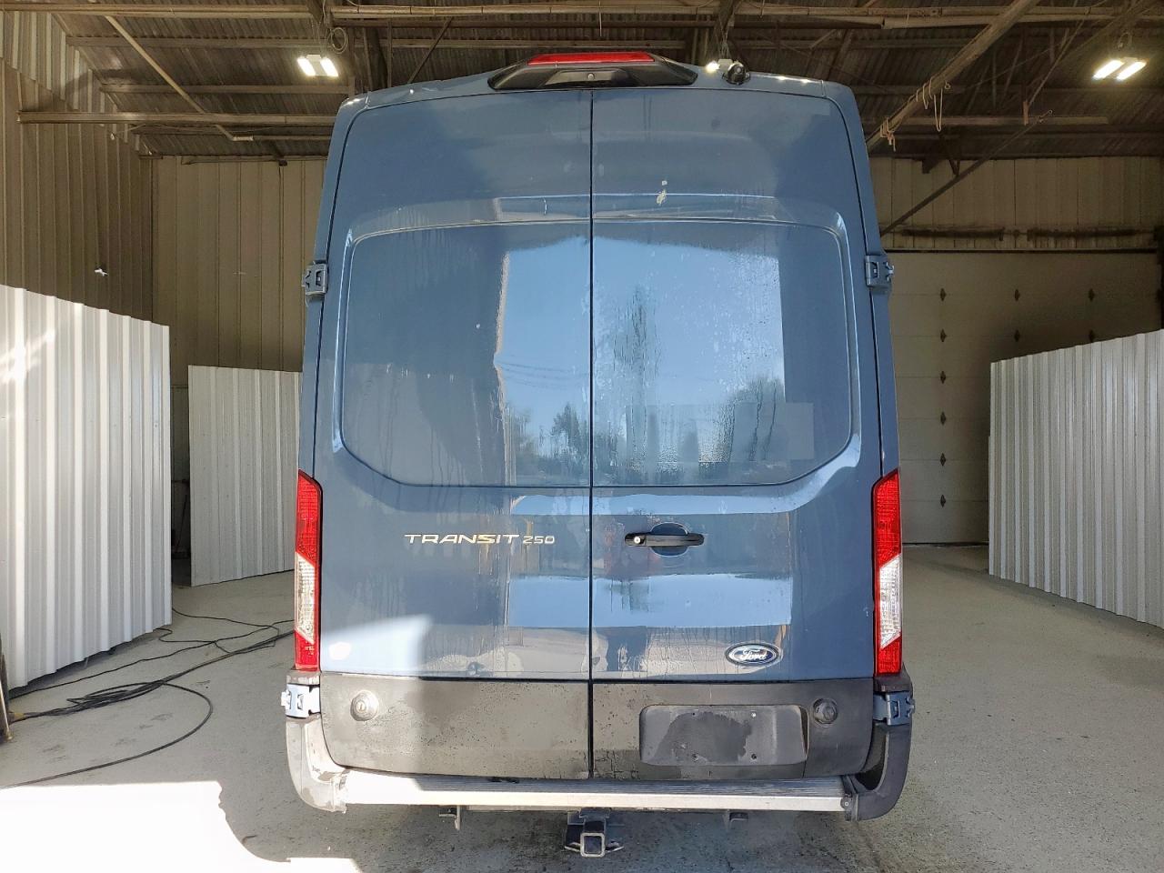 Ford Transit T-250