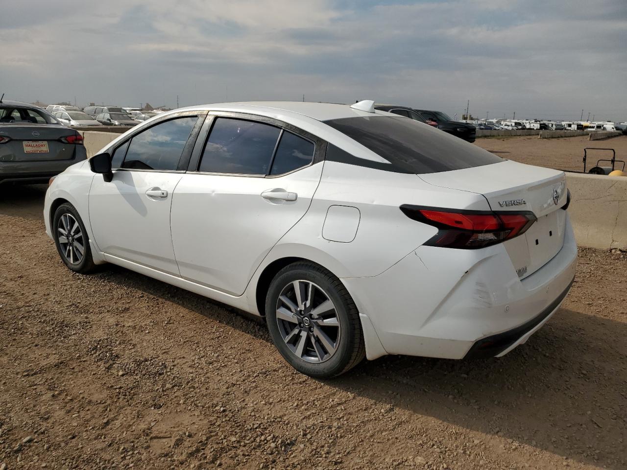 Nissan Versa Sv