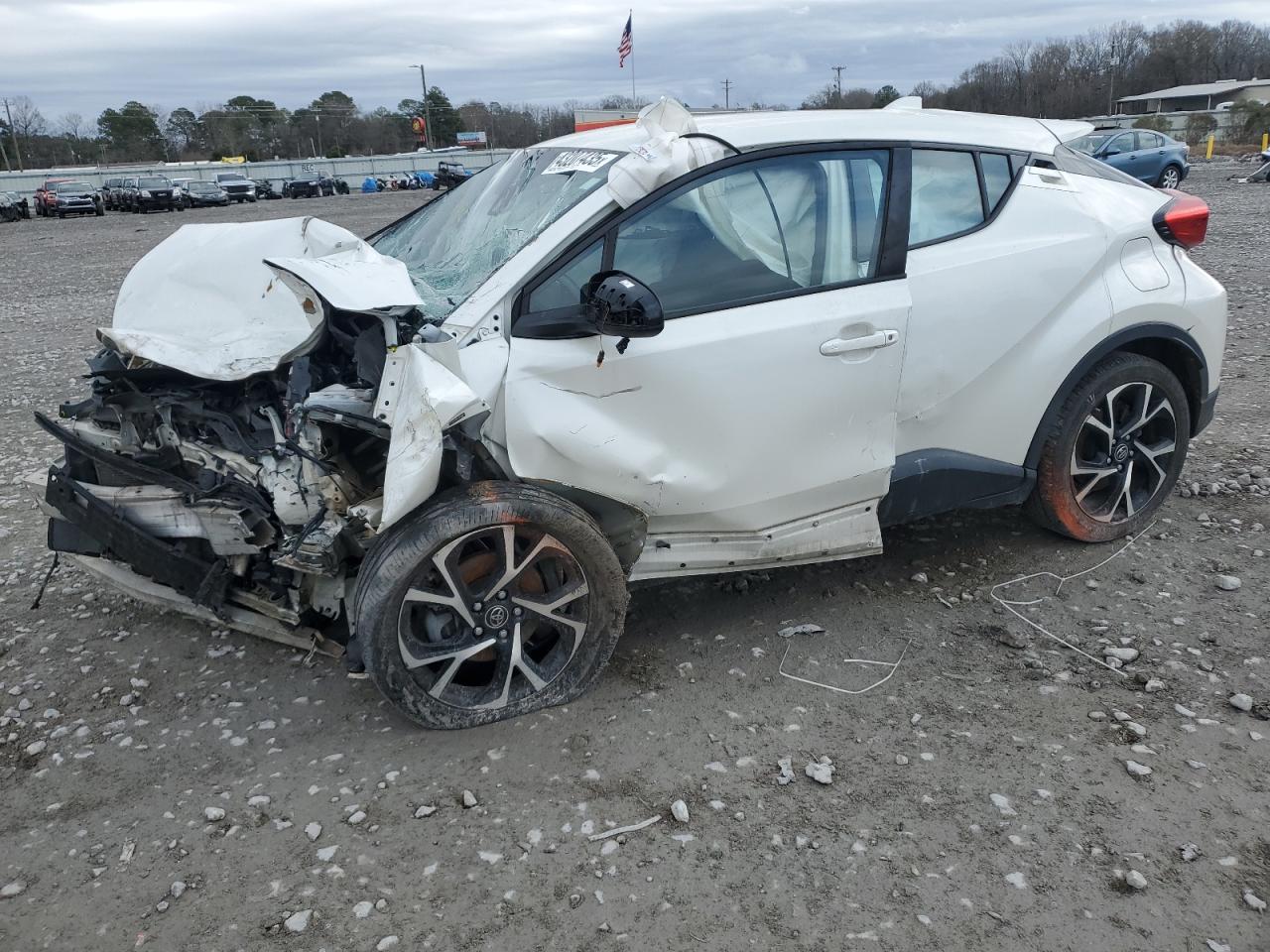 Salvage Toyota C-HR Image