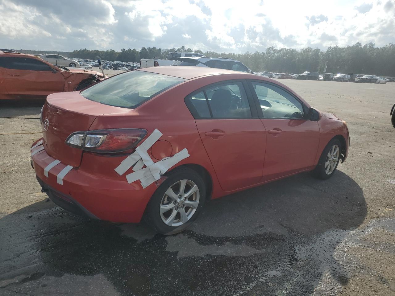 Mazda 3 I