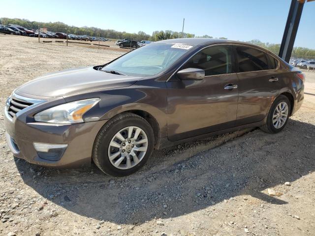 Salvage Nissan Altima Image