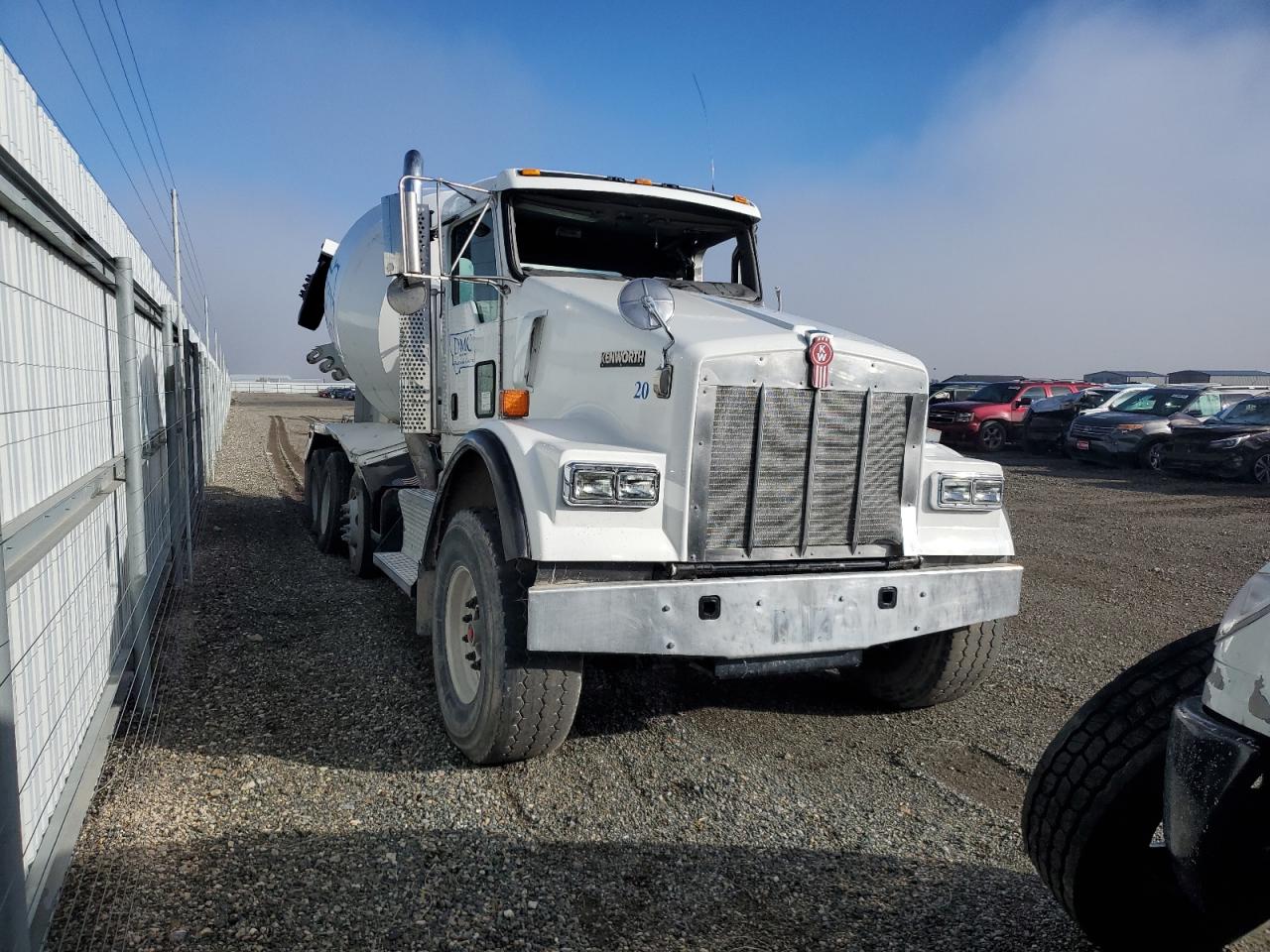 Salvage Kenworth Constructi Image