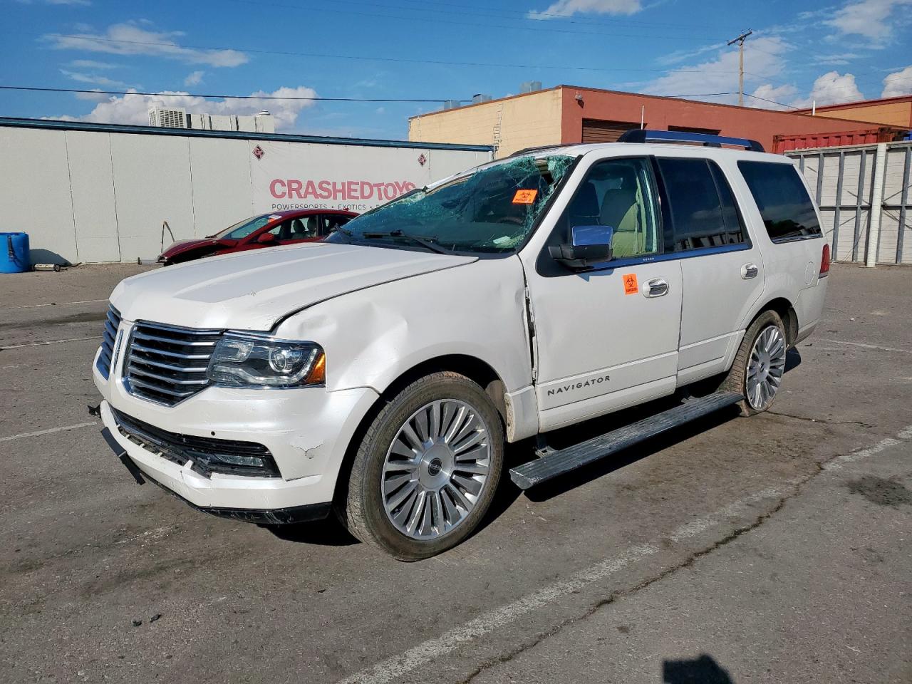 Salvage Lincoln Navigator Image
