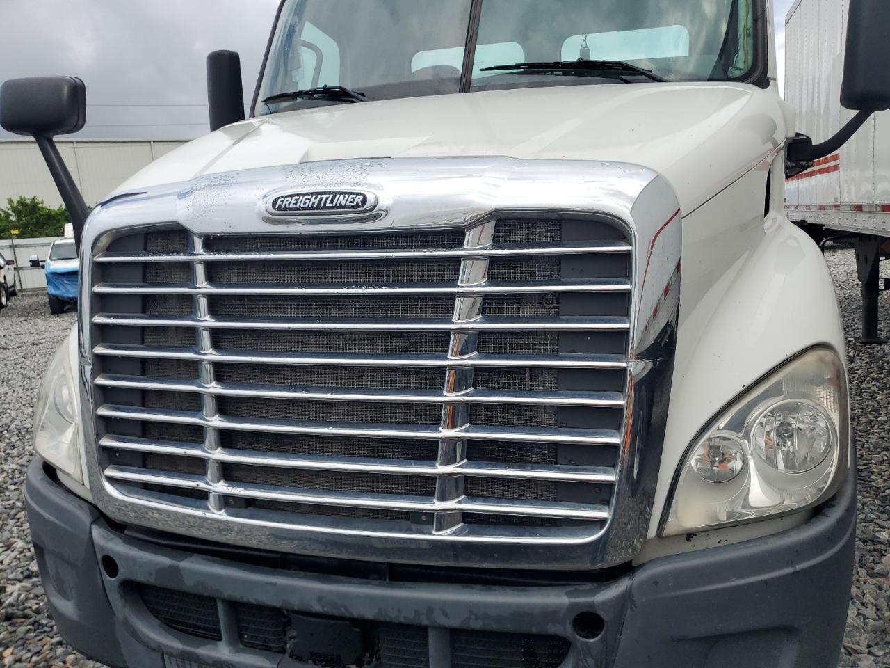 Freightliner Cascadia 1